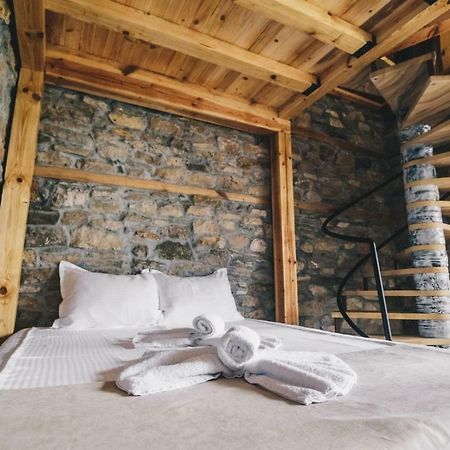 Hotel Завоя Krushuna Esterno foto