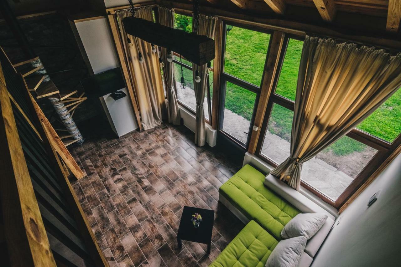 Hotel Завоя Krushuna Esterno foto